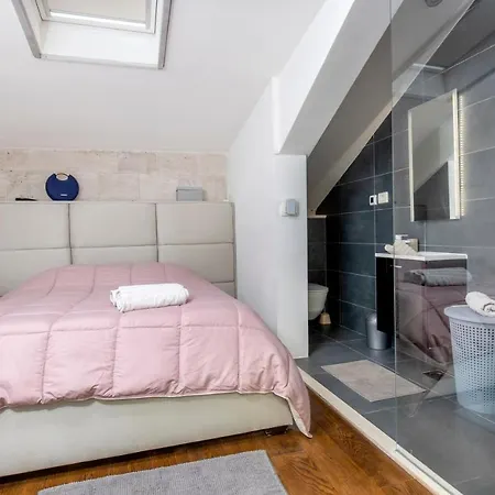 Luxury Apartman Martinis With Pool Pensionat