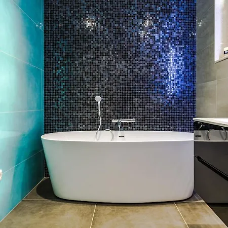 Luxury Apartman Martinis With Pool Gostinjska kuća Split