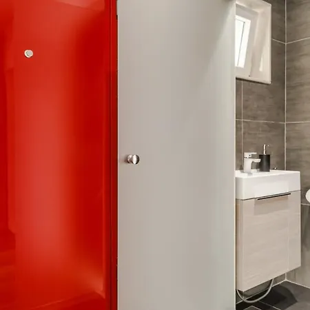 Gostinjska kuća Luxury Apartman Martinis With Pool Split